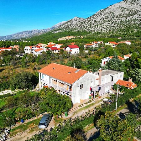 Apartments Lana Starigrad Paklenica Dış mekan fotoğraf